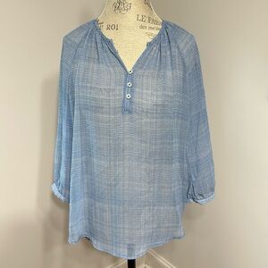 Olive&Oak, Women’s Medium, light weight blue blouse, 3/4 sleeve